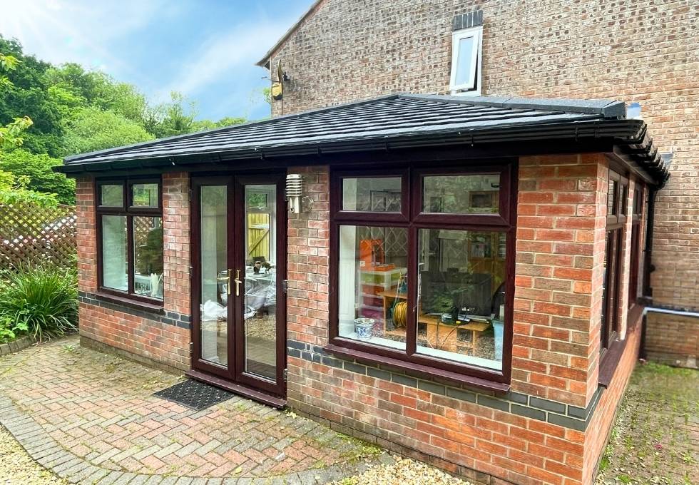 cardiff warm roof with supreme weatherproofing and insulation