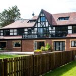 Contemporary aluminium window installation